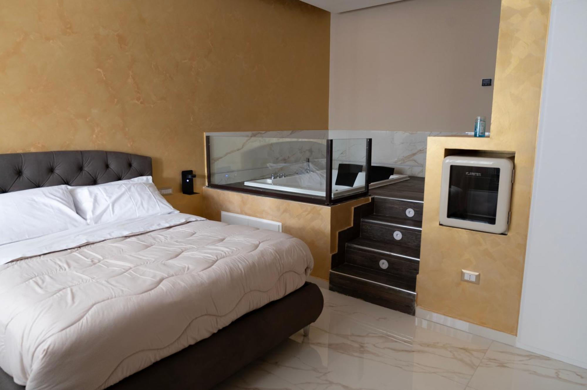 Aeterna Suites Spa Apartment Terracina Εξωτερικό φωτογραφία