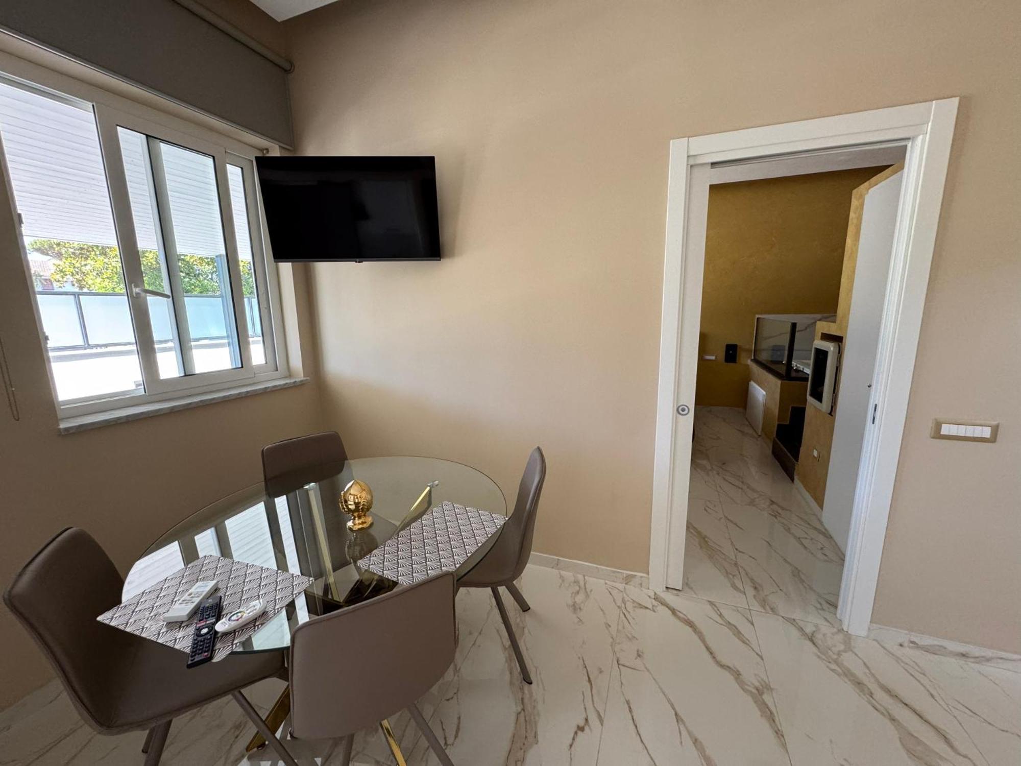 Aeterna Suites Spa Apartment Terracina Εξωτερικό φωτογραφία